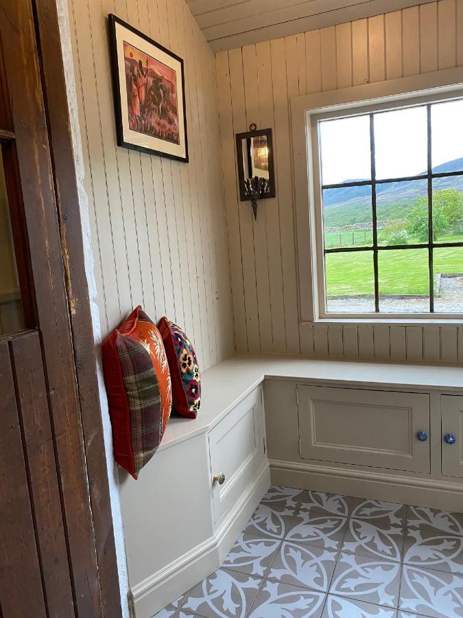 Quirky Highland Cottage With Stunning Views Fearn Lodge 外观 照片