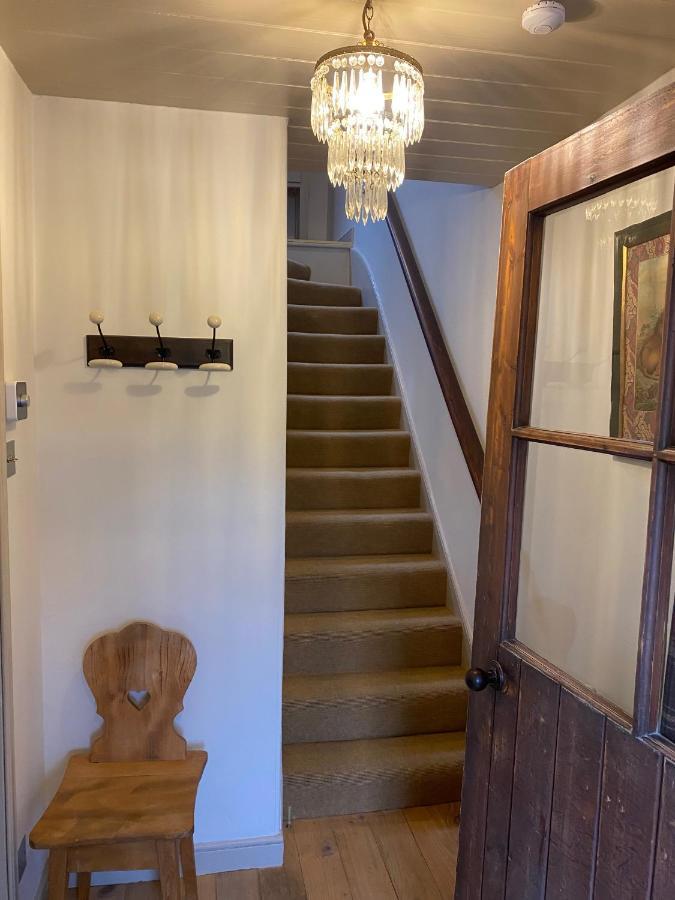 Quirky Highland Cottage With Stunning Views Fearn Lodge 外观 照片