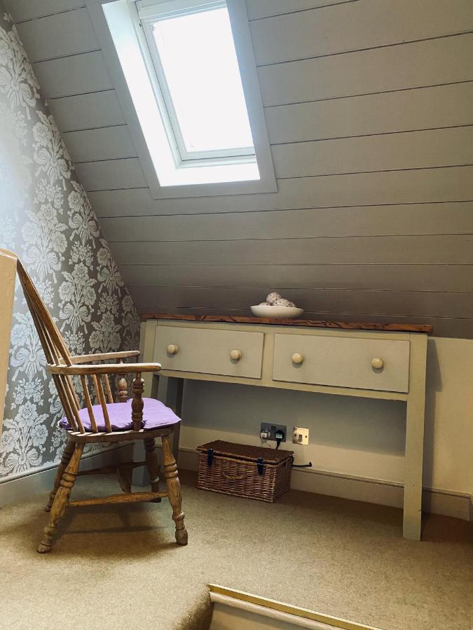 Quirky Highland Cottage With Stunning Views Fearn Lodge 外观 照片